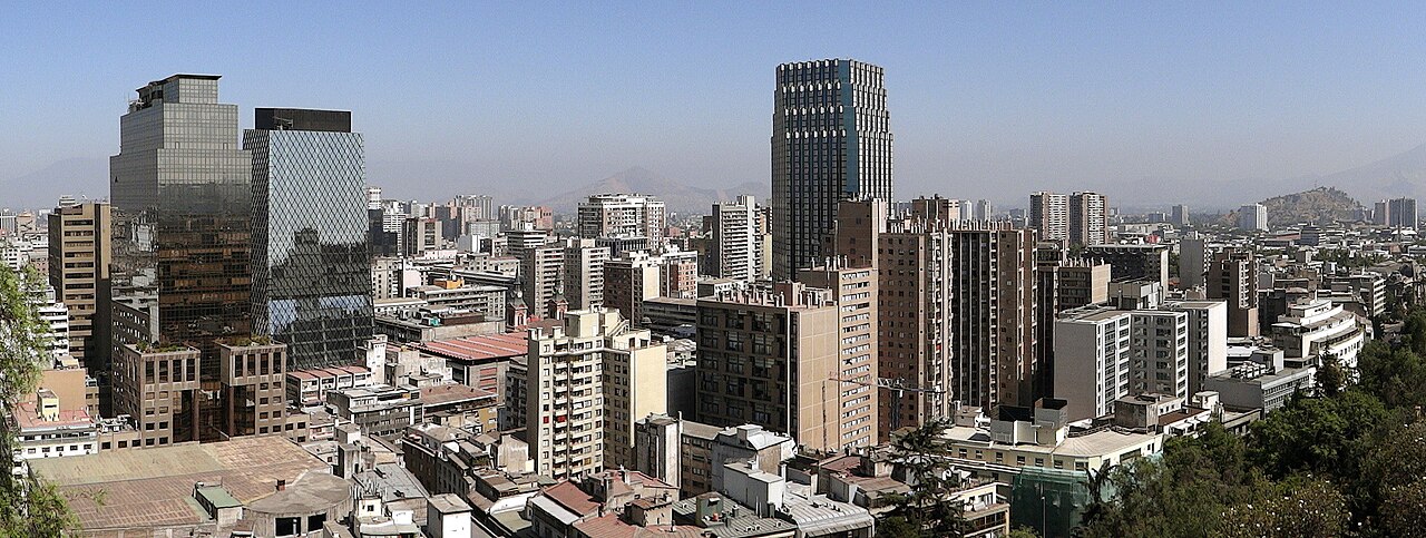 Vista de Santiago desde el cerro Santa Lucía, 2013